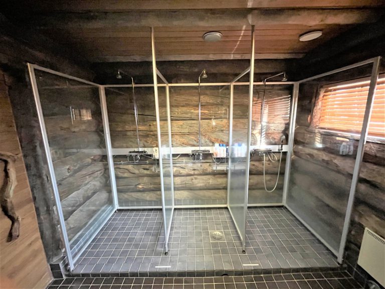 suihkut sauna kelo mökki saariselkä